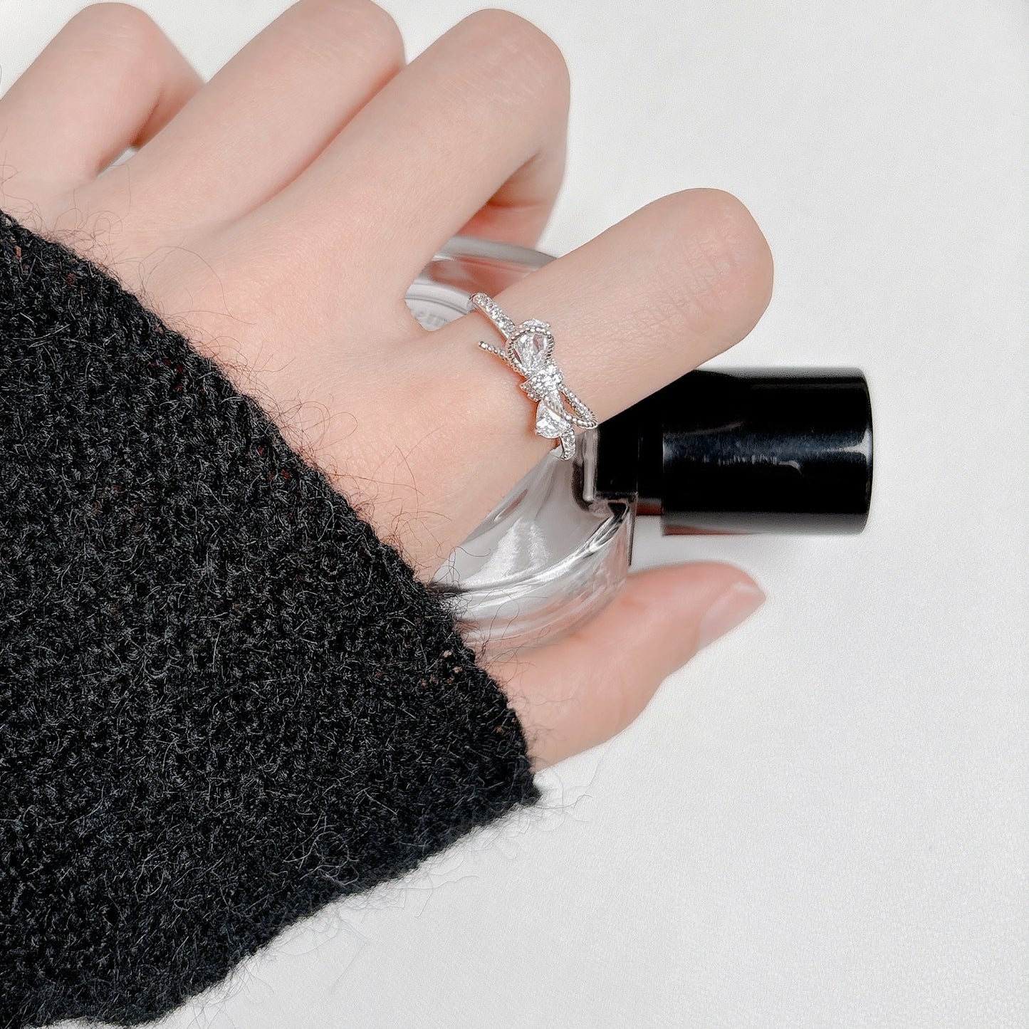 G&R Closed Ring Elegant Ring for Women Niche High-end925Silver Index Finger Ring