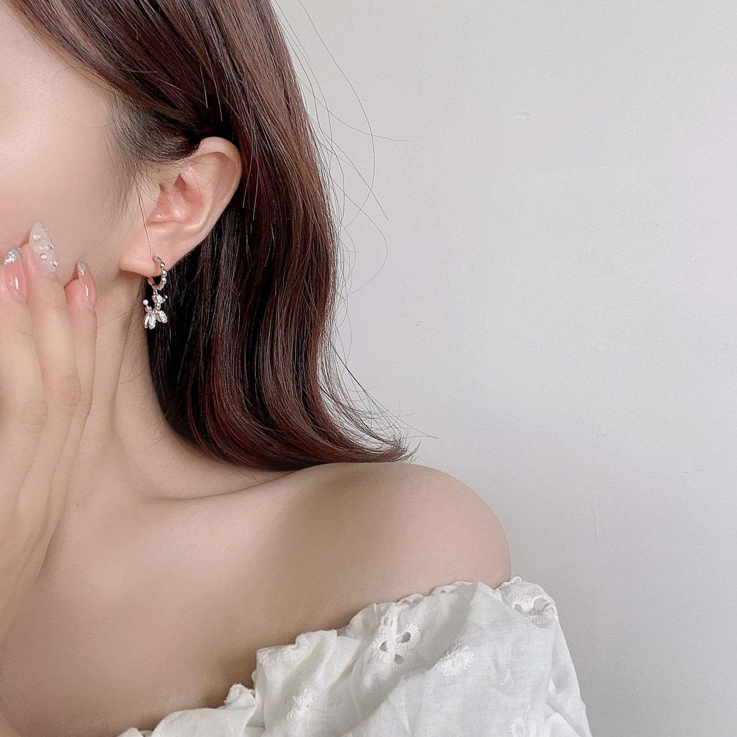 G&R White Puppy Earrings925Silver