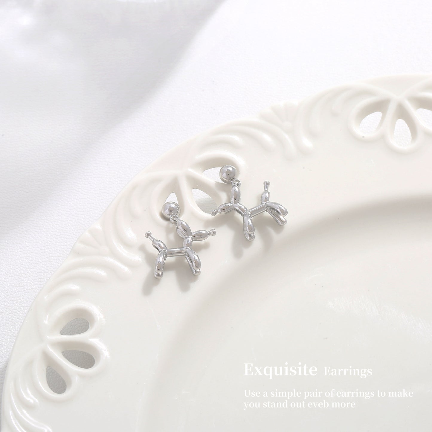 G&R Balloon Dog925Silver Stud Earrings with a Sense of Sophistication