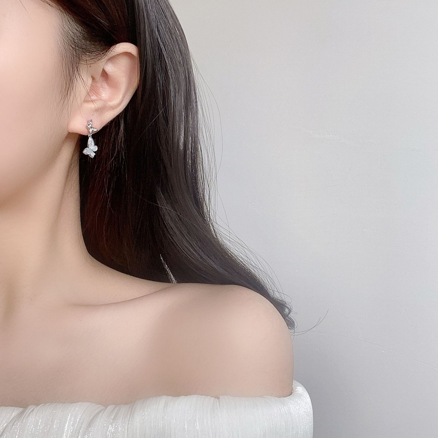G&R Ice-clear Crystal Butterfly Earrings for Women Elegant Ear Jewelry s925Silver
