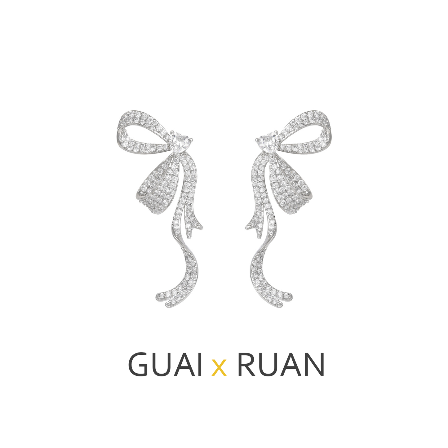 G&R Light Luxury Zircon Symmetrical Half Bow Earrings925Silver