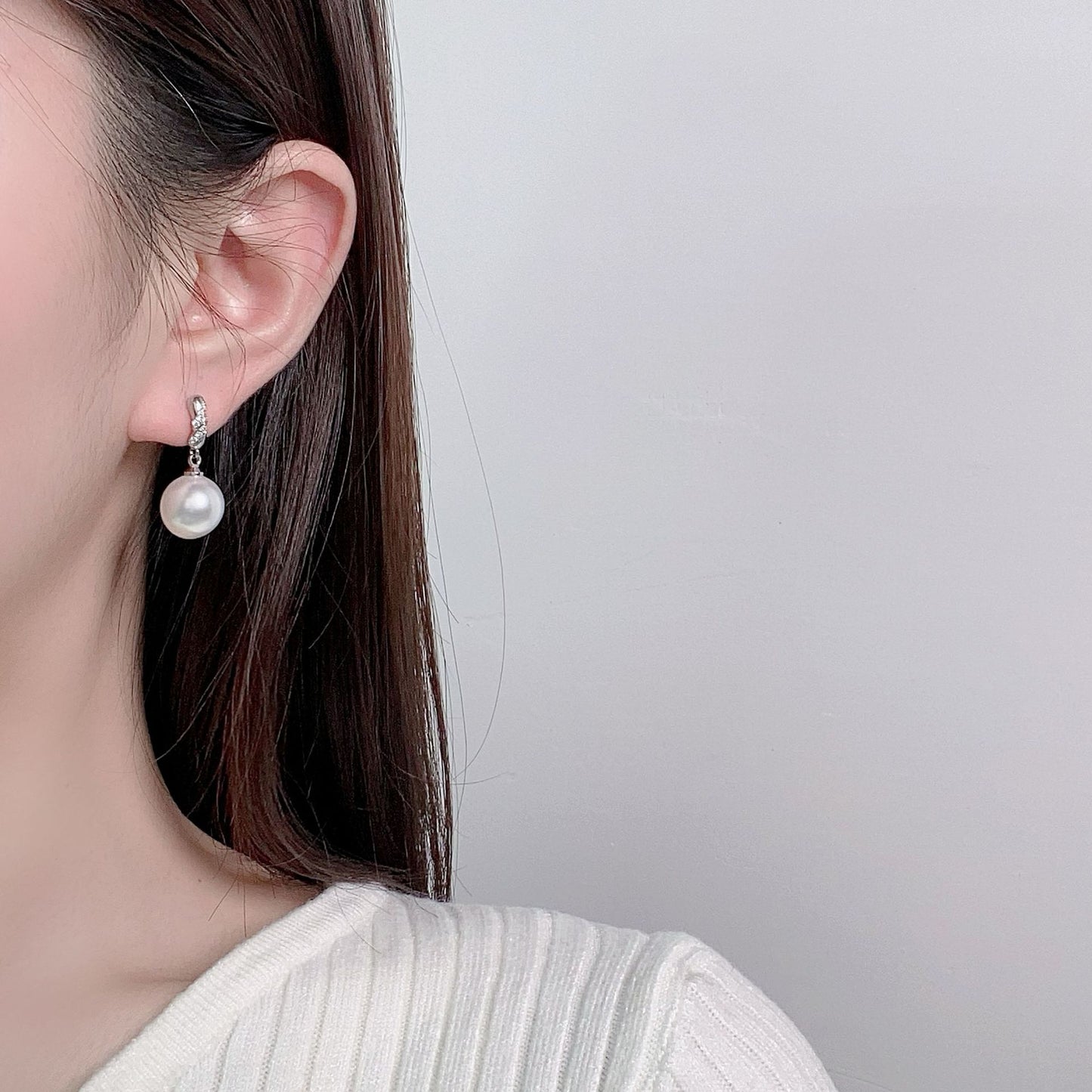 G&R Pearl Small Earrings Design Sense Studs Light Luxury High-end Earrings for Women925Silver