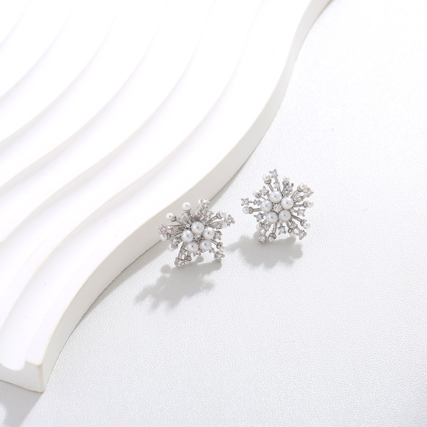 G&R Ear Studs925Silver Needle Pearl Earrings Niche High-end Women's Earrings