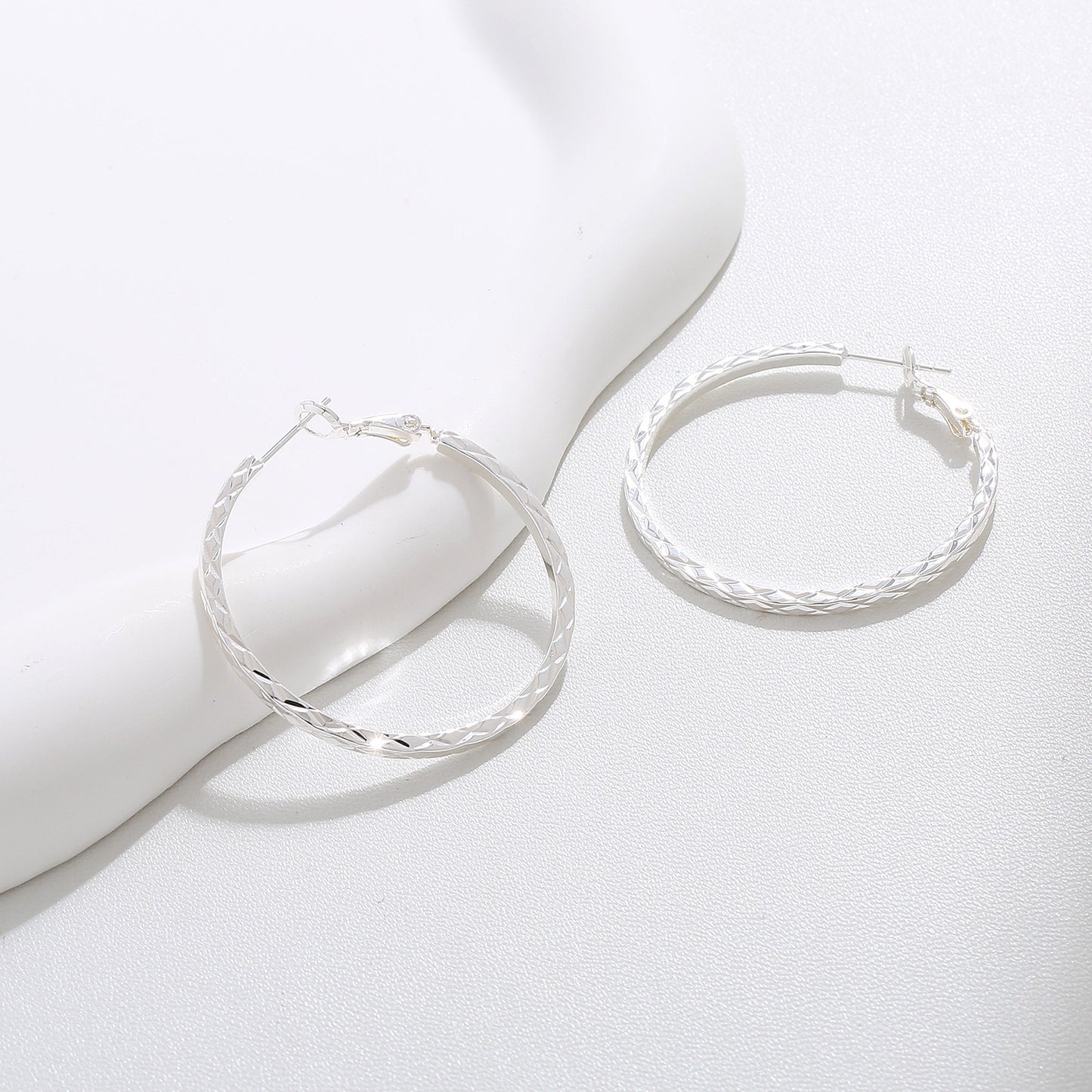 G&R Simple Diamond Pattern Hoop Earrings Grid Ear Clips925Silver Earrings