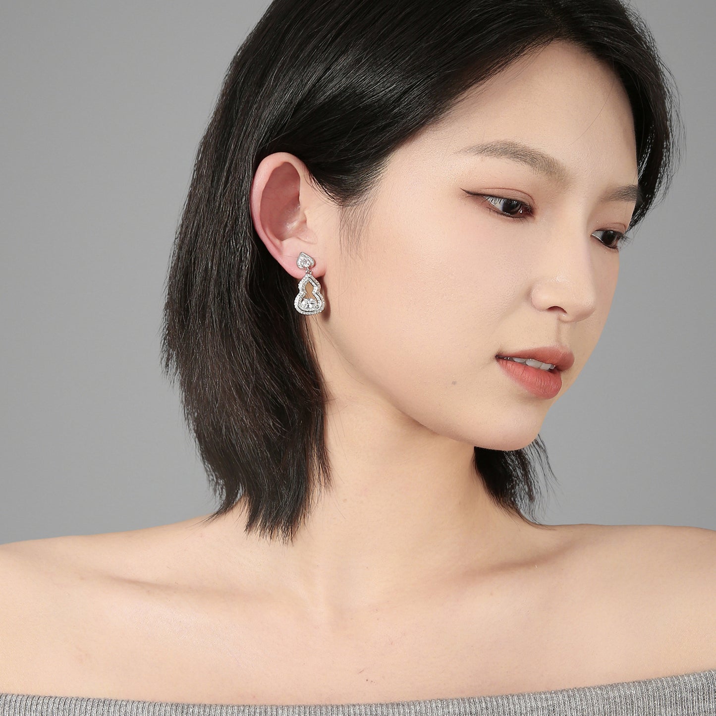 G&R Hollow Gourd Elegant Earrings Niche High-end Feel Earrings925Silver