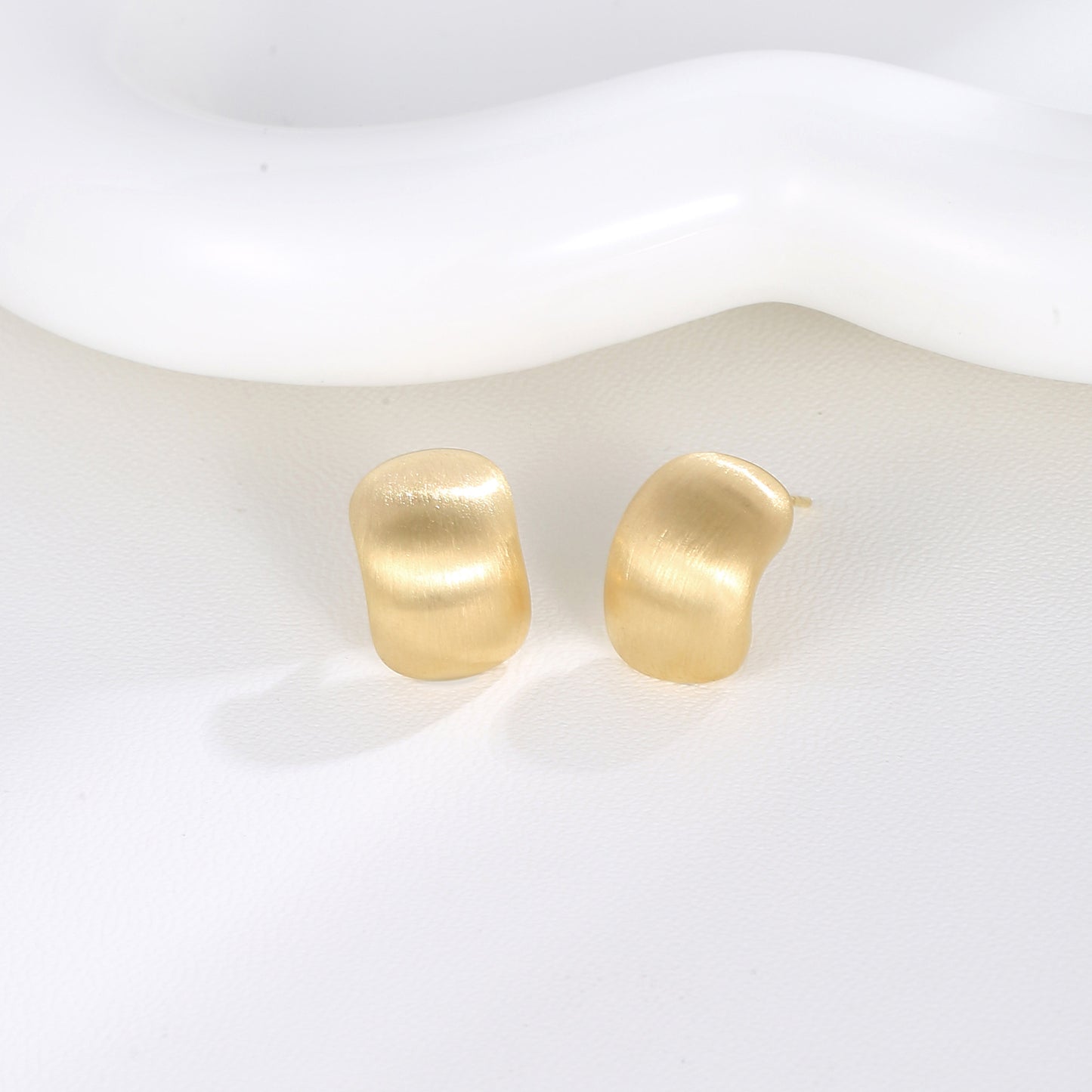 G&R Brushed Surface Bead Earrings925Silver