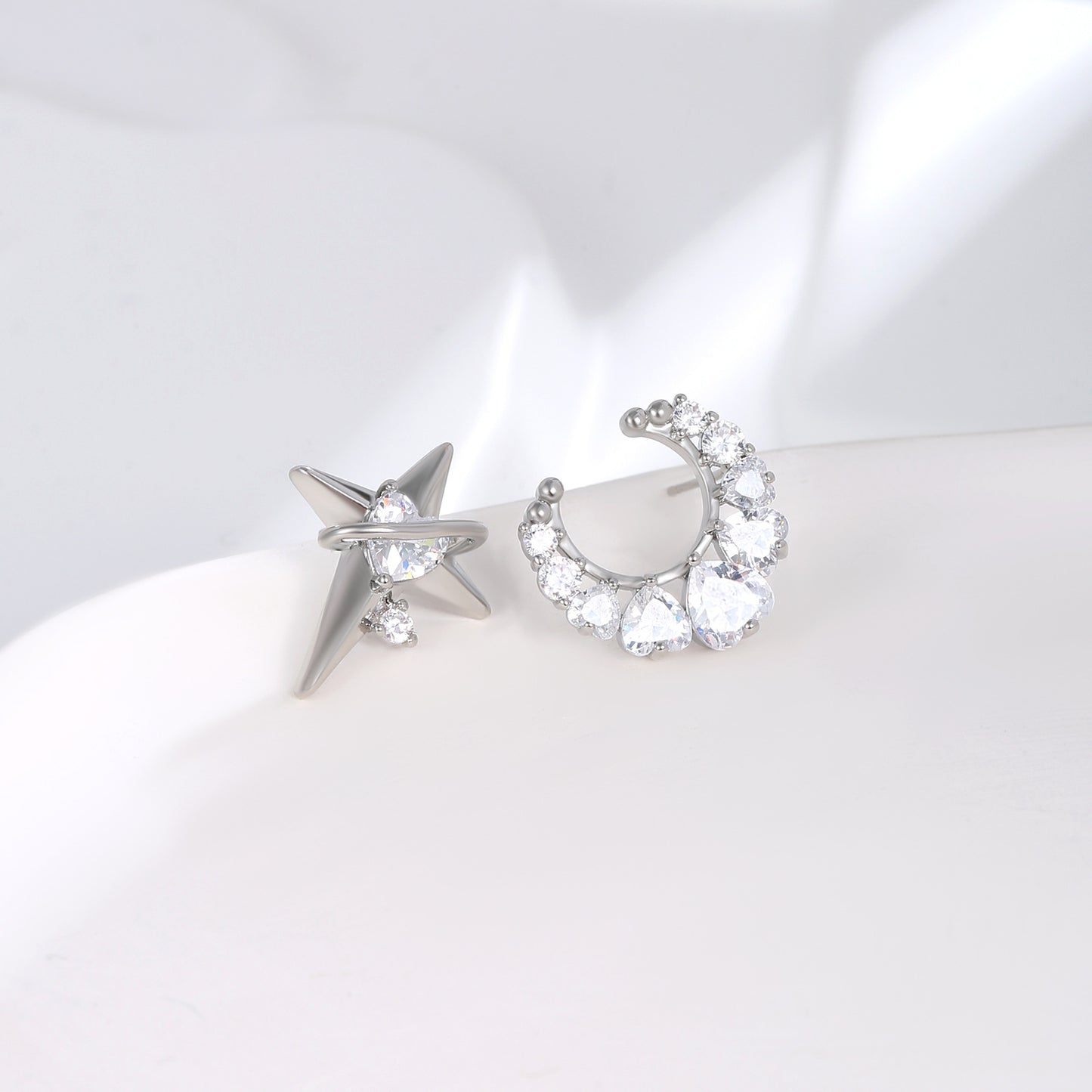 G&R Fresh and Simple Star and Moon Earrings925Silver Niche High-End Earrings