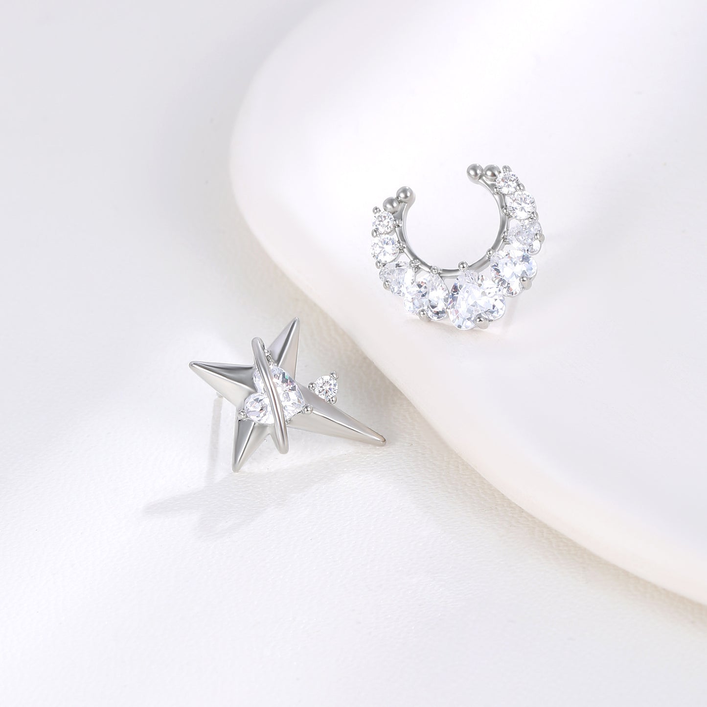 G&R Fresh and Simple Star and Moon Earrings925Silver Niche High-End Earrings