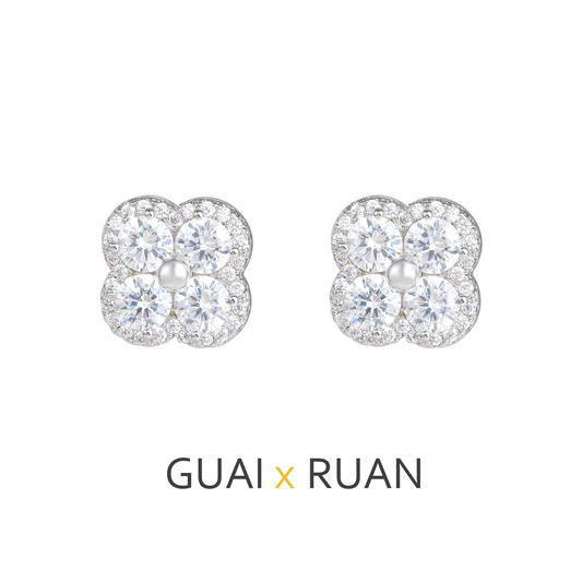 G&R Silver Stud Earrings925Silver Needle Fashionable Elegant Earrings for Women