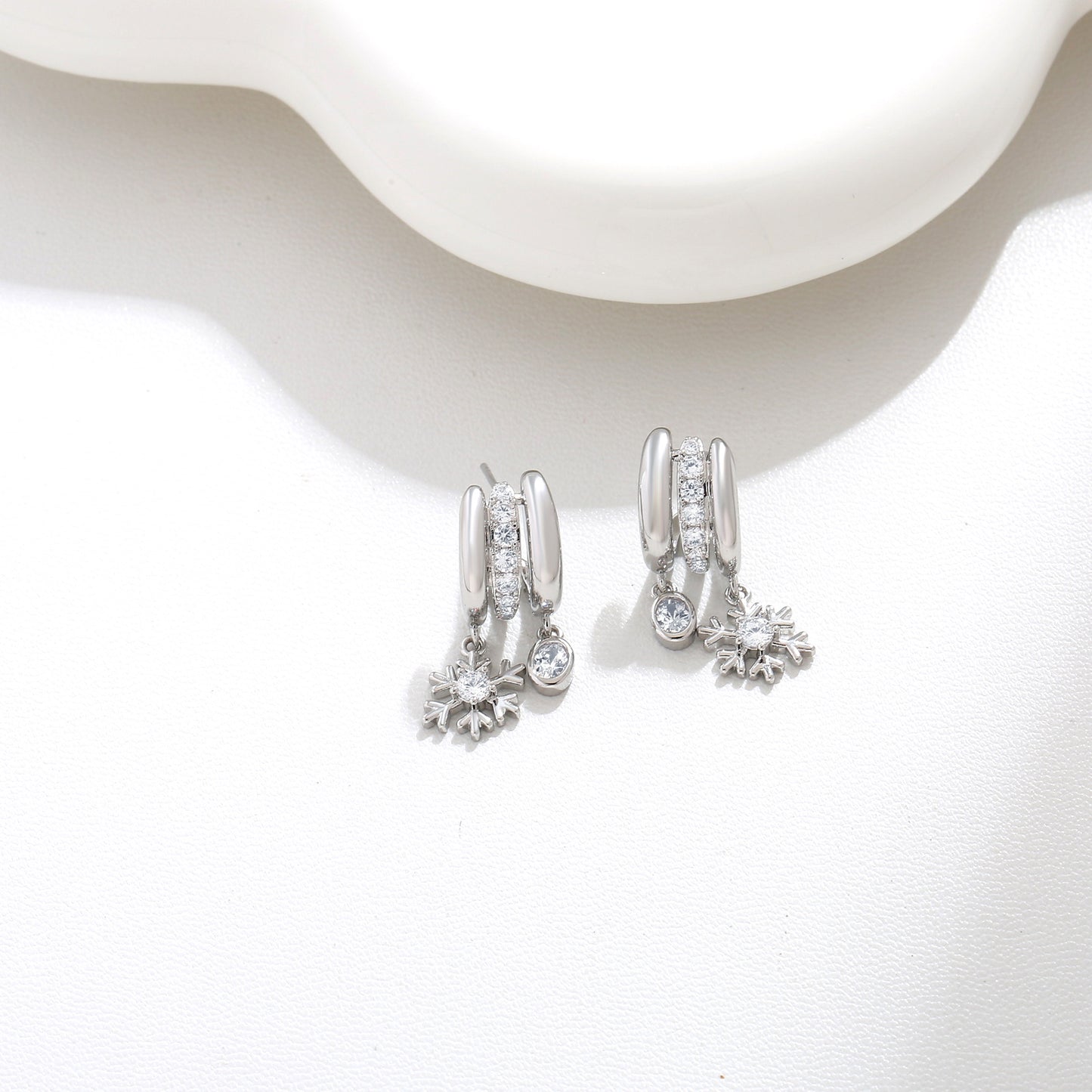 G&R Snowflake Earrings Sterling Silver Studs Fashion Earrings925Silver pin earrings
