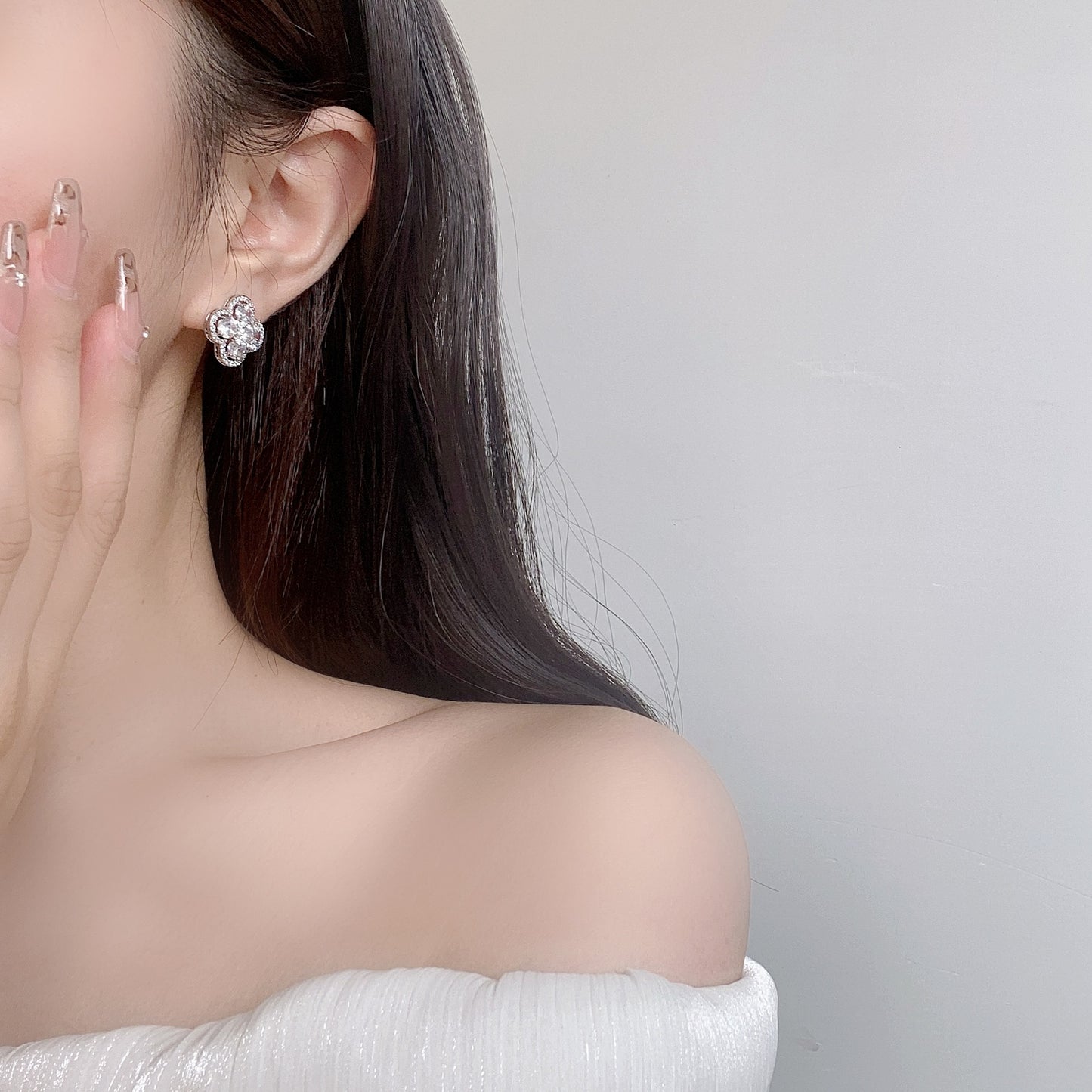 G&R Luxurious Ultra Shiny Earrings925Silver earrings with a high-end feel, lucky four-leaf clover