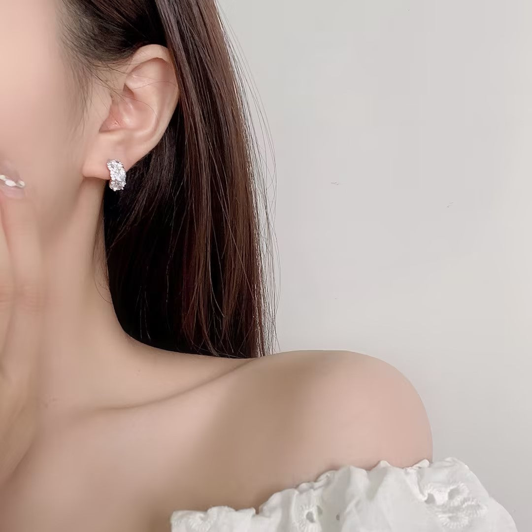 G&R Light Luxury Fashion925Silver Stud Earrings Simple Ear Jewelry